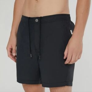 NWT Men's Onia black swim trunks size M